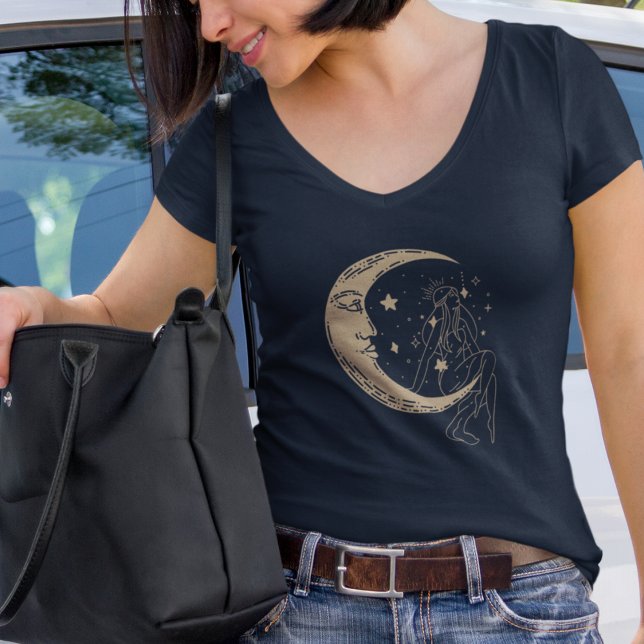 Camiseta Mulher celestial lua e estrelas,boho,ouro elegante (Criador carregado)