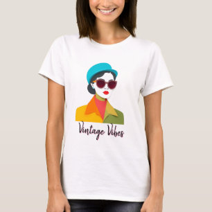 Camiseta Mulher-Chic na Arte Retrotraída em Papel