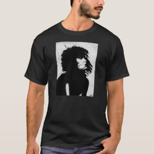 Camiseta Mulher Deusa Gótica Ícone de Retrato de Moda Artís