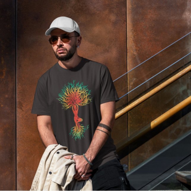 Camiseta Mulher Em Yoga Pose Tree (Criador carregado)