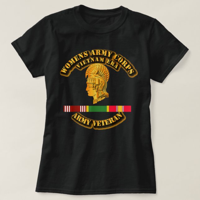 Camiseta Mulher Engraçada Veterana - Não Menos Perigosa (Frente do Design)