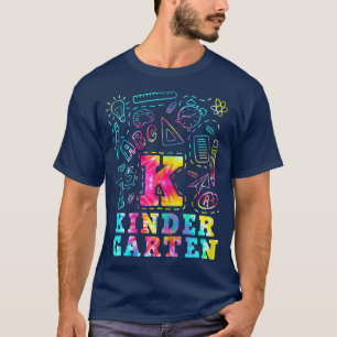 Camiseta Mulher Jardim de Infância Tie Dye Alô Hora de Verã