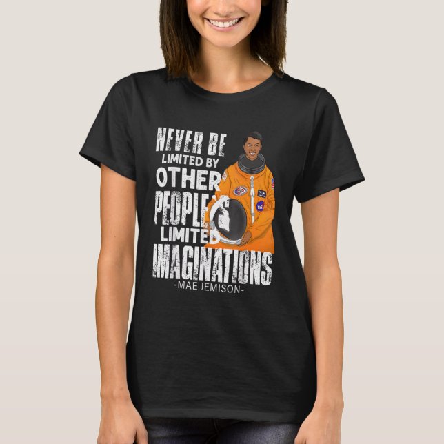 Camiseta Mulher: Mae Jemison - Astronauta Negra Americana (Frente)
