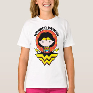 Camiseta Mulher Maravilha Chibi com Bolinhas e logotipo