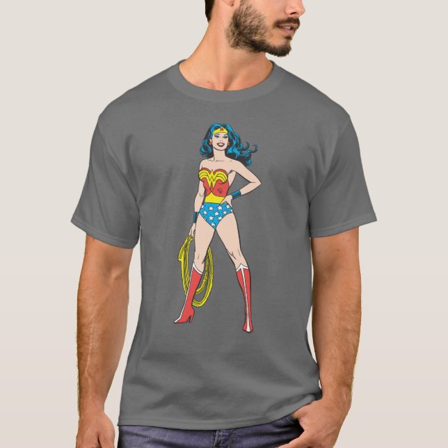 Camiseta Mulher Maravilha em pé (Frente)