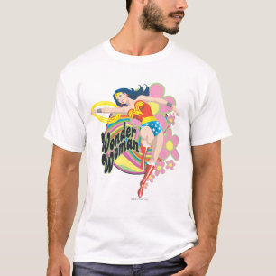 Camiseta Mulher Maravilha Flores Retro