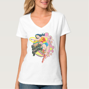 Camiseta Mulher Maravilha Flores Retro