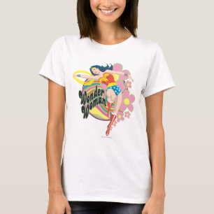 Camiseta Mulher Maravilha Flores Retro