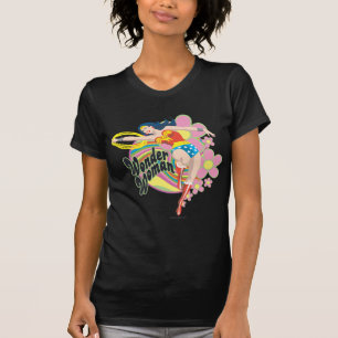 Camiseta Mulher Maravilha Flores Retro