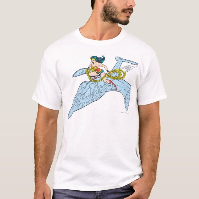 Camiseta Mulher Maravilha no Espaçonave (Frente)