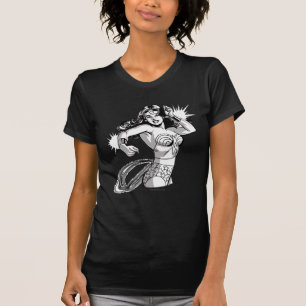 Camiseta Mulher Maravilha Preta e Branca Defender