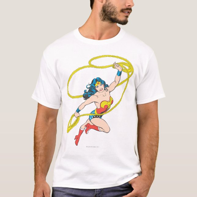 Camiseta Mulher Maravilha segura Laço 3 (Frente)