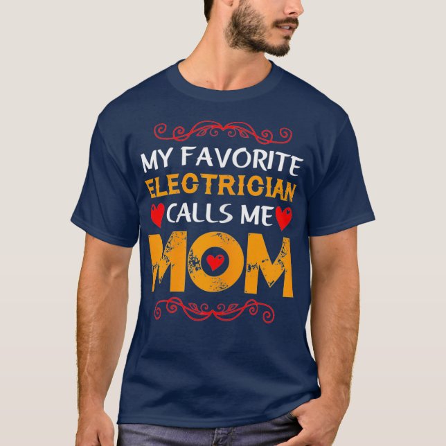 Camiseta Mulher Meu eletricista favorito me chama mãe (Frente)