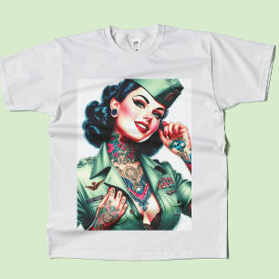 Camiseta Mulher Militar Tatuada Vintage