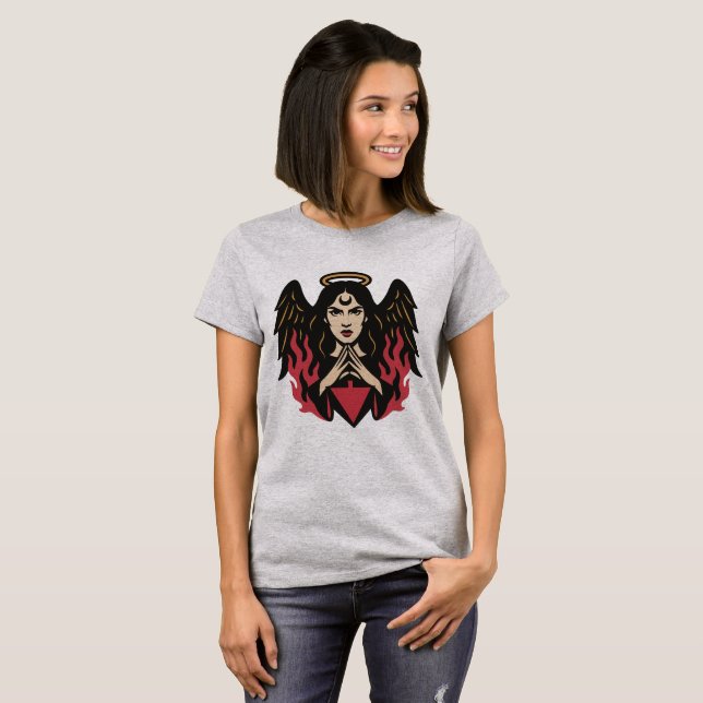 Camiseta Mulher Misteriosa Gótica - Fantasia Escura (Frente Completa)
