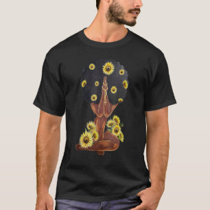 Camiseta Mulher Negra Rezando Orgulho Negro Humano Girassol