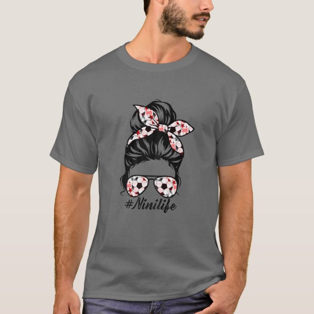 Camiseta Mulher Nini Soccer Nini Dia de as mães Messy Bun (Frente)