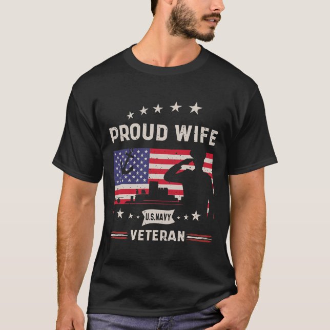 Camiseta Mulher Orgulhosa Veterano Marinho dos EUA - Presen (Frente)