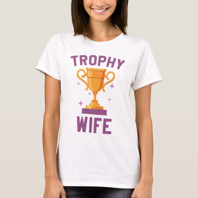 Camiseta Mulher Troféu (Frente)