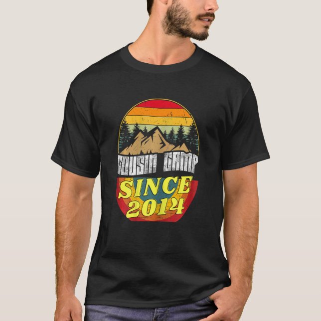 Camiseta Mulheres 8.º Aniversário A Dizer Primo Camp Desde  (Frente)