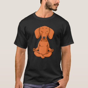 Camiseta Mulheres Dachshund Cachorro Salsicha Yoga Meditaçã