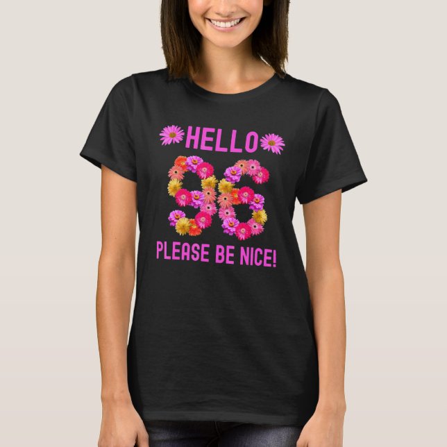 Camiseta Mulheres de 96 anos de aniversário florescem seu 9 (Frente)