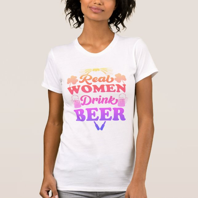 Camiseta Mulheres de verdade bebem cerveja (Frente)