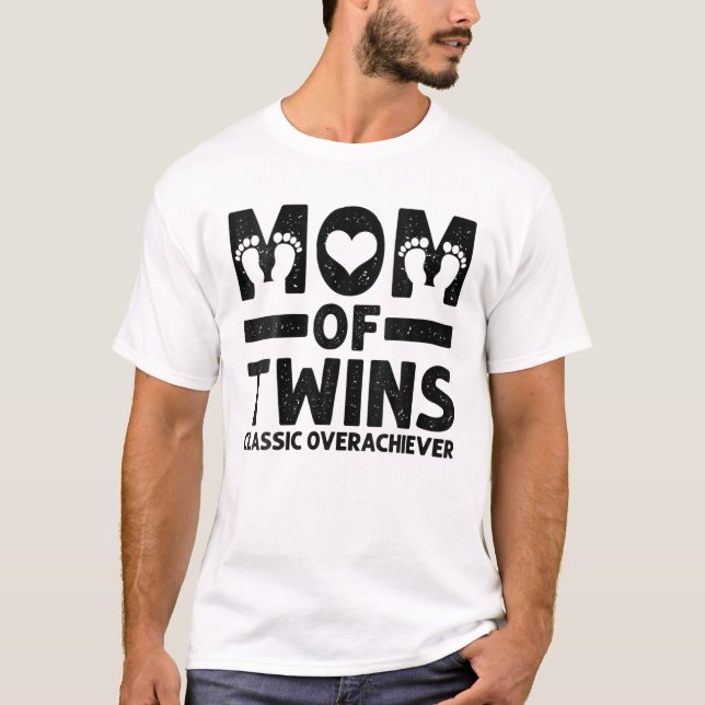 Camiseta Mulheres Engraçadas Mãe De Gêmeos Clássicos E Sobr (Frente)