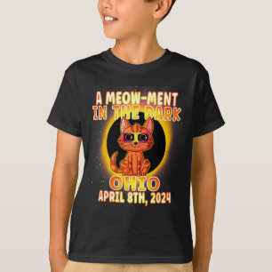Camiseta Mulheres Engraçadas Punho Eclipse Solar Total Gato