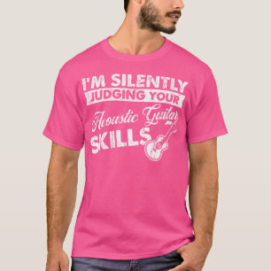 Camiseta Mulheres Estou Silenciosamente A Julgar As Suas Ha