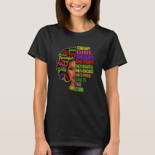 Camiseta Mulheres Fevereiro Menina Ela Apresenta E Reza Ani