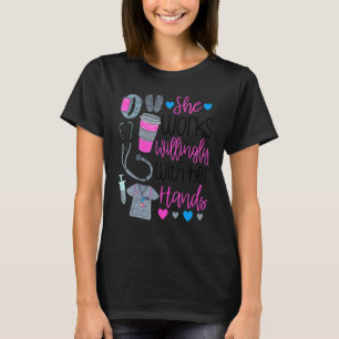 Camiseta Mulheres fofas símbolo de RN enfermagem trabalho e