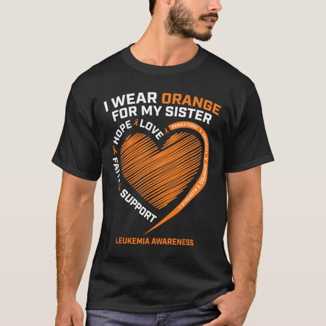 Camiseta Mulheres Homens Que Visto Laranja Para Minha Irmã  (Frente)