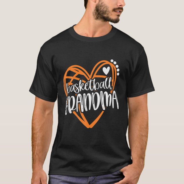 Camiseta Mulheres Meninas No Basquete GRANDMA Heart Tshirt (Frente)