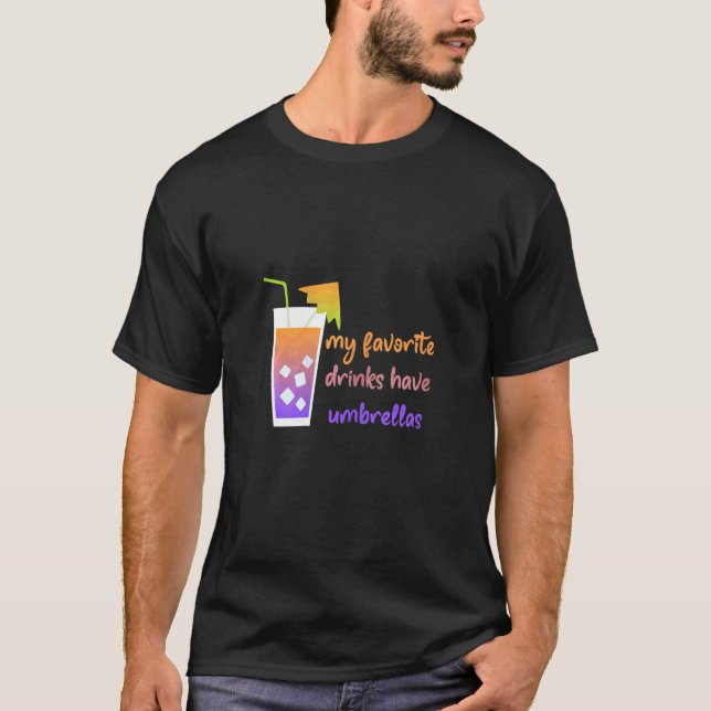 Camiseta Mulheres Minhas Bebidas Favoritas Têm Álcool Umbre (Frente)