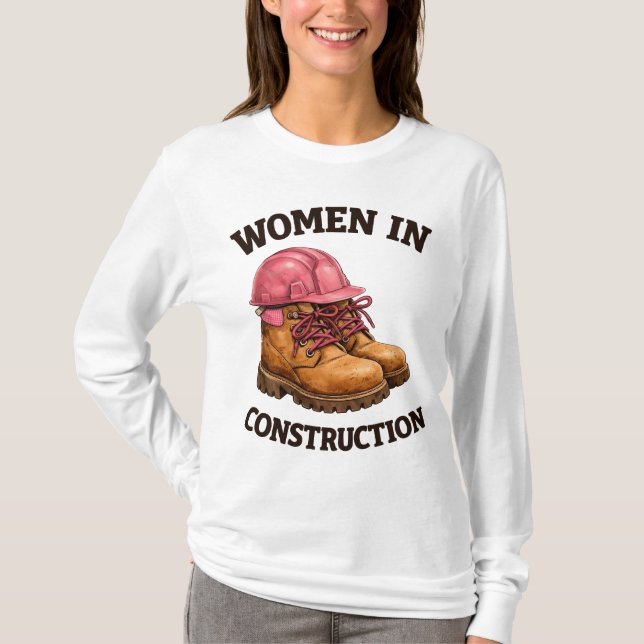 Camiseta Mulheres na Construção com Botas de Trabalho e Cap (Frente)
