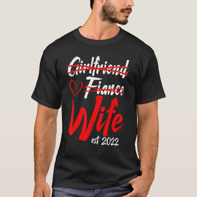 Camiseta Mulheres Namorada Noiva Esposa  Noivado Casamento  (Frente)