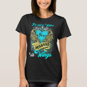 Camiseta Mulheres Não sou viúva, sou esposa de um marido.