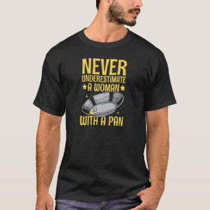 Camiseta Mulheres projetando uma citação Dourada para um P