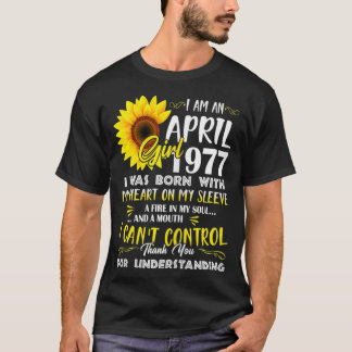 Camiseta Mulheres sou uma menina de abril de 1977, 44 de an
