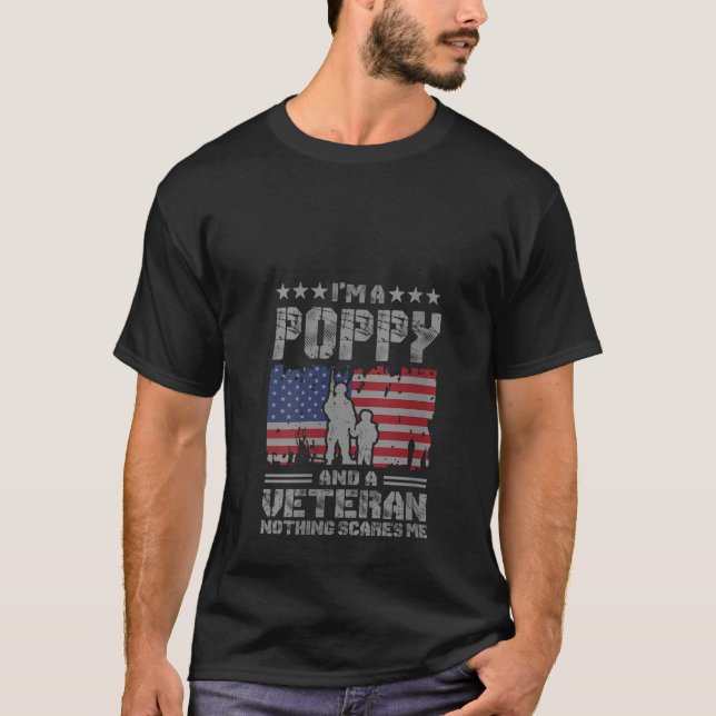 Camiseta Mulheres sou uma pipoca e um veterano nada me assu (Frente)