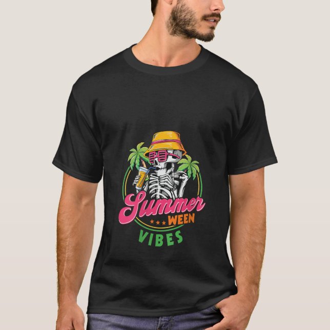 Camiseta Mulheres Summerentre Vibes Engraçado Skeletons Sum (Frente)