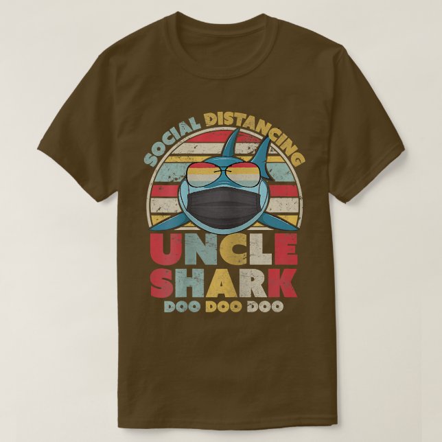 Camiseta Mulheres Tio SharkSocial Distanciando, Para Tios (Frente do Design)