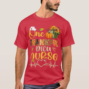 Camiseta Mulheres Uma Enfermeira NICU Agradável Pumpkin Ste