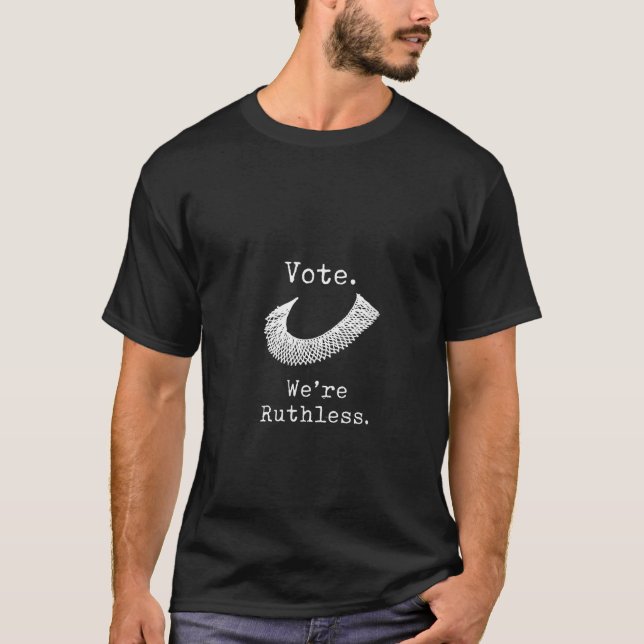 Camiseta Mulheres Votam Nós somos Ruthless V Neck (Frente)