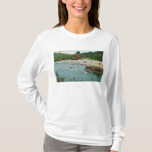 Camiseta Multidões que nadam no rio do russo