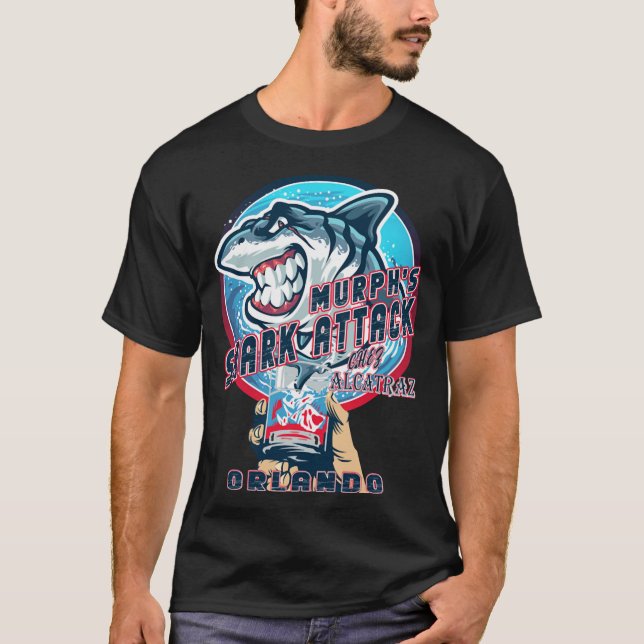 Camiseta Murphs Ataque Universal Chez Alcatraz Orlando Flor (Frente)