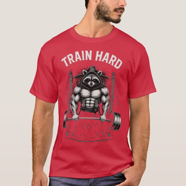 Camiseta Muscular Raccoon Gym Warriorrain Hard Fitness Desi (Frente)