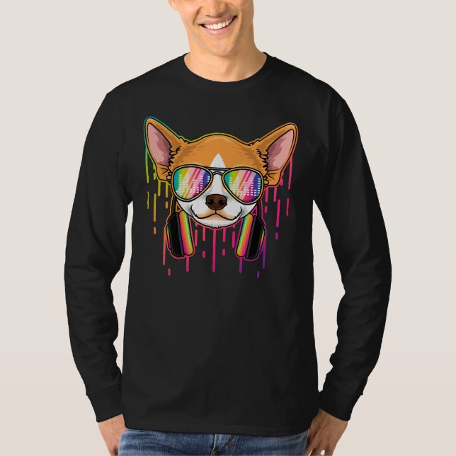 Camiseta Music Chihuahua Dj With Headphones Musical Dog     (Frente)