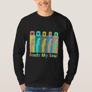 Camiseta Música alimenta minha fonte de som preto unisex